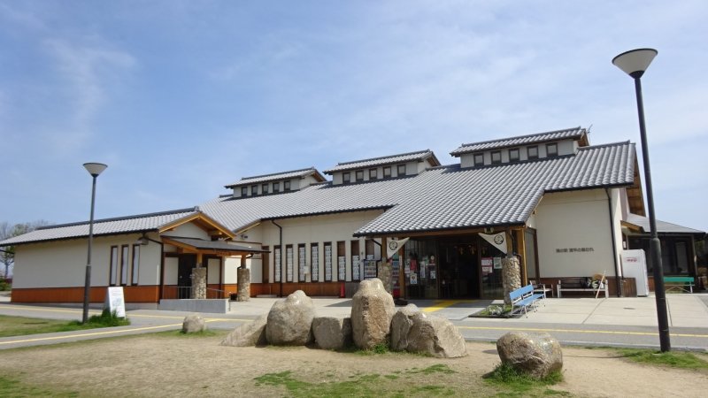 香川県の道の駅「道の駅　源平の里むれ」