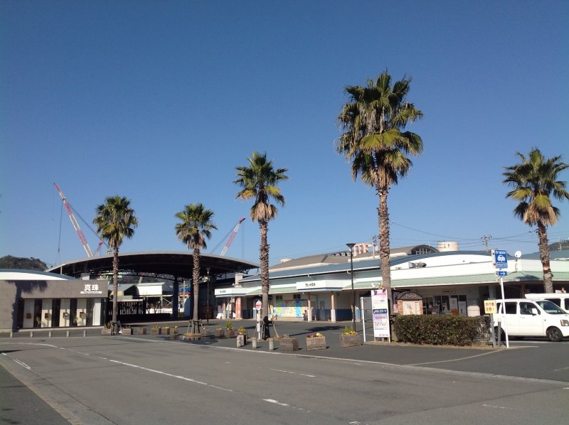 愛媛県の道の駅「道の駅うわじま きさいや広場」