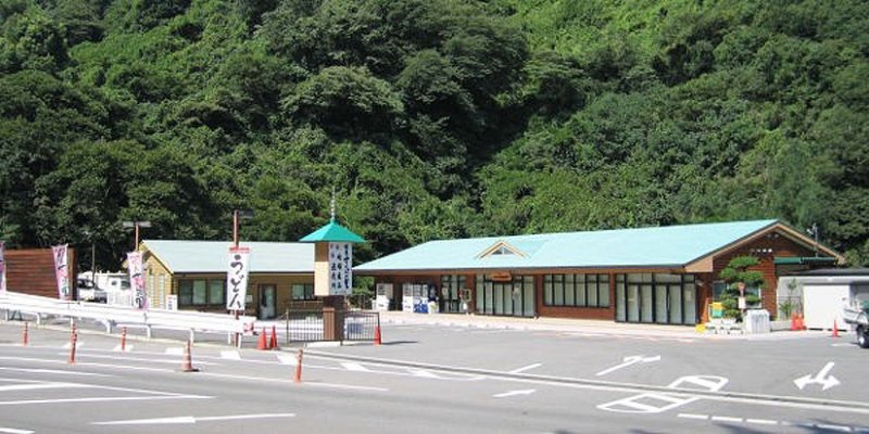 和歌山県の道の駅「道の駅 根来さくらの里」