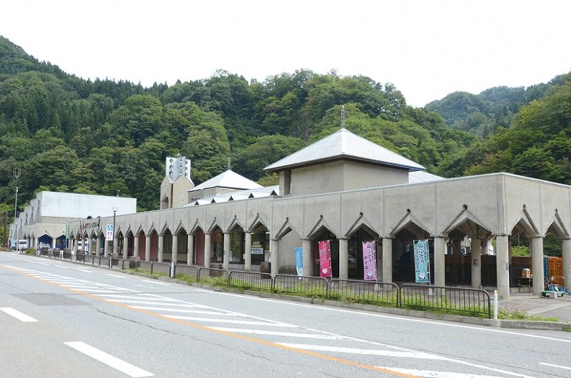 山形県の道の駅「道の駅月山」