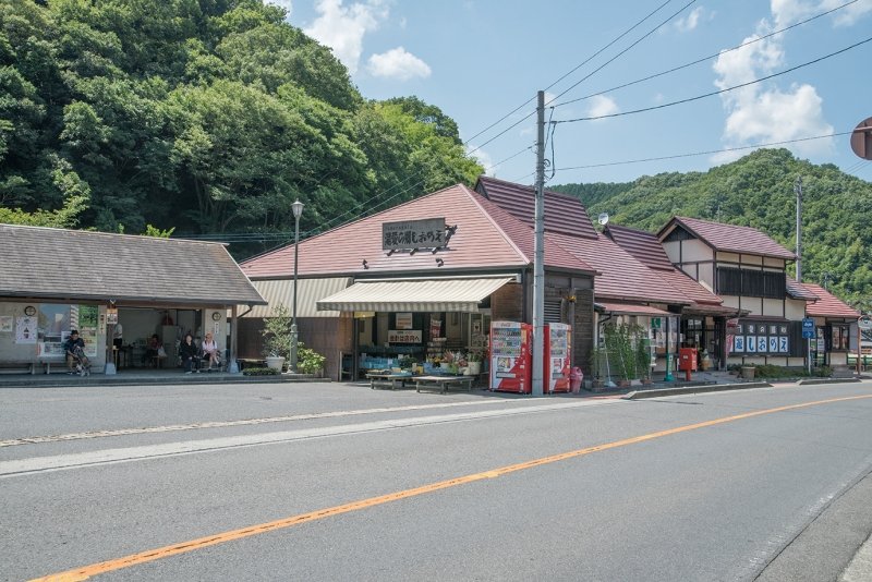 香川県の道の駅「道の駅しおのえ」