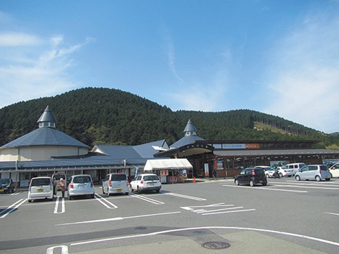 愛媛県の道の駅「道の駅「どんぶり館」」