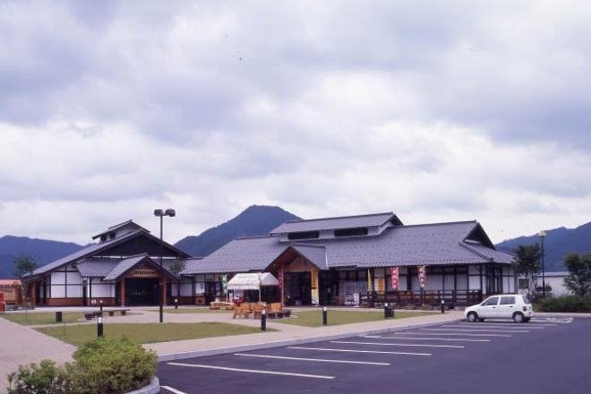 兵庫県の道の駅「道の駅あおがき」